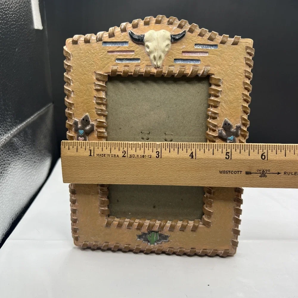 Southwestern Resin 3.5x5 Photo Frame Steer Skull Lizards Freestanding Portrait